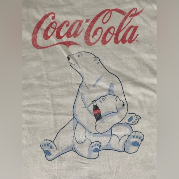 Coca-Cola tshirt with polar bears. Size S NWT - Picture 3 of 5